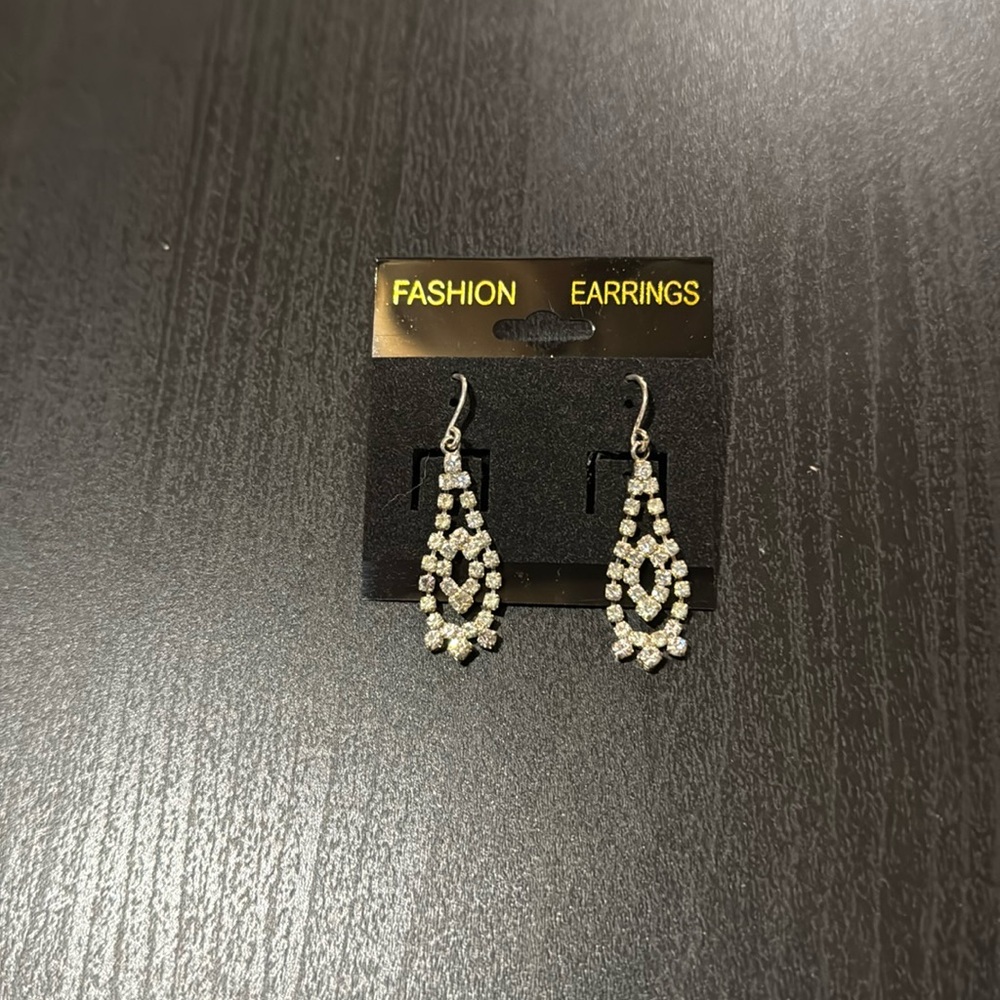 Faux rhinestone & silver dangle earrings. Perfect for that special occasion